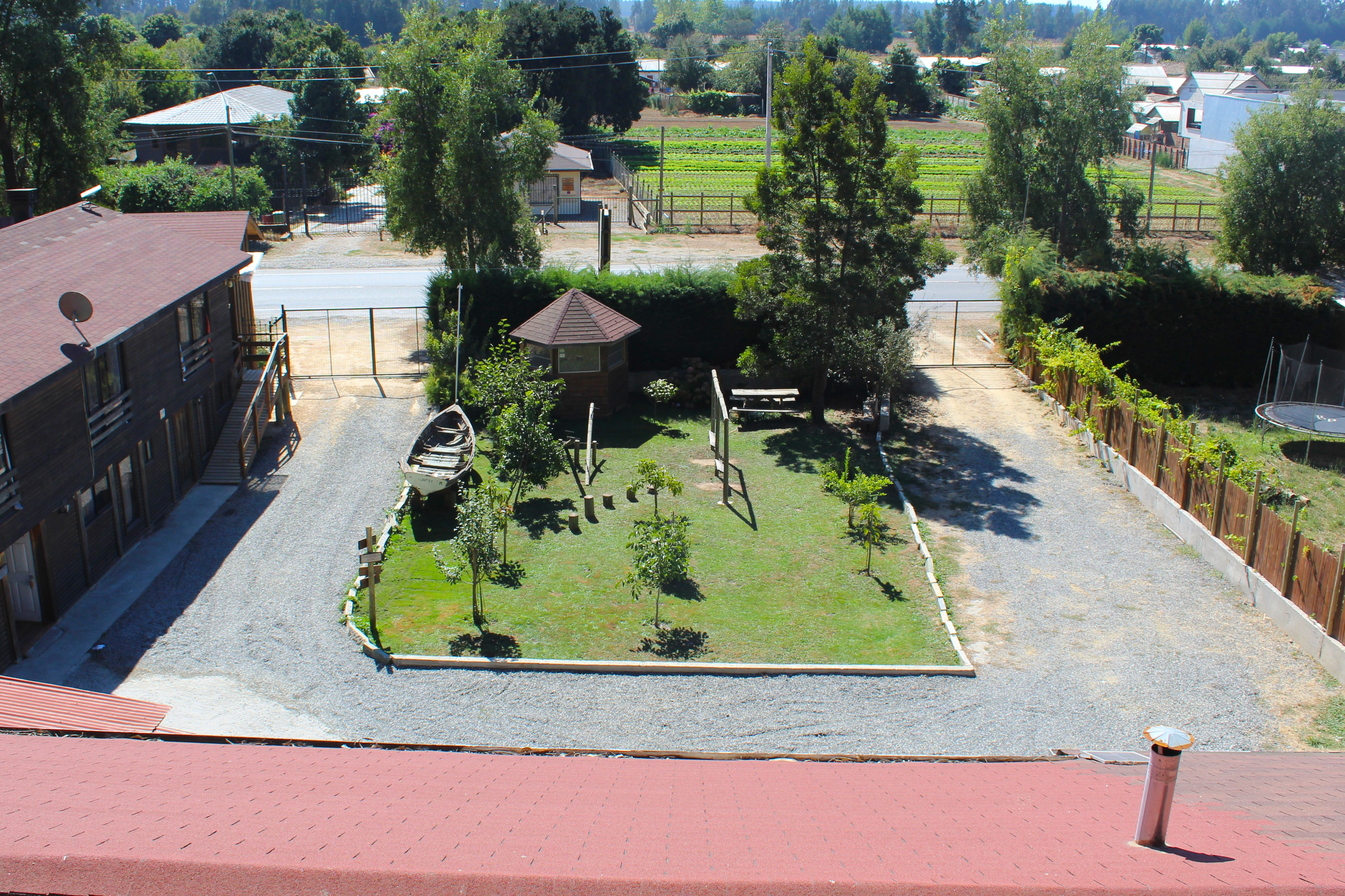 Estacionamiento privado de Cabañas Lemunantu